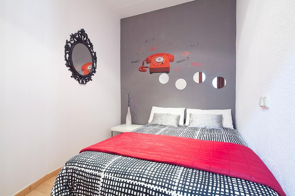 Ferienwohnung Deep Purple Barcelona Zimmer foto